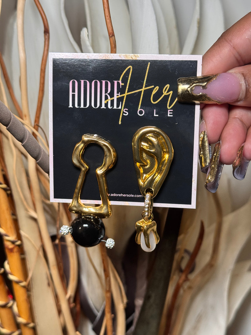 statement earrings, mismatched earrings, artsy jewelry, unique earrings, bold gold earrings, abstract earrings, pearl drop earrings, fashion jewelry, Adore Her Sole, Bold Edit