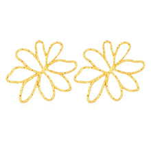 Load image into Gallery viewer, Surya Gold Flower Earrings
