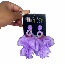 Load image into Gallery viewer, Adore Blossom Earrings
