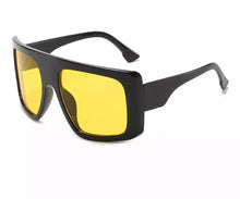 Load image into Gallery viewer, Miss. Celebrity Sunglasses
