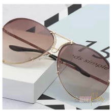 Load image into Gallery viewer, Oversized Celeb Shades-Adore Her Sole

