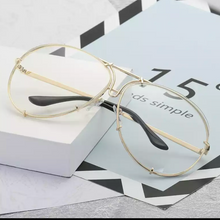 Load image into Gallery viewer, Oversized Celeb Sunglasses

