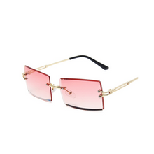 Load image into Gallery viewer, Miss. Smoke Sunglasses
